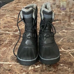 Kids snow boots